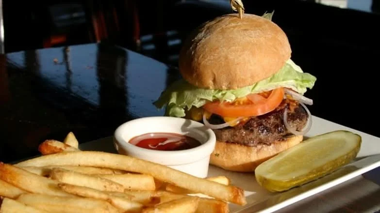 Bluwater Burger