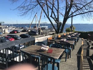 BluWater Bistro