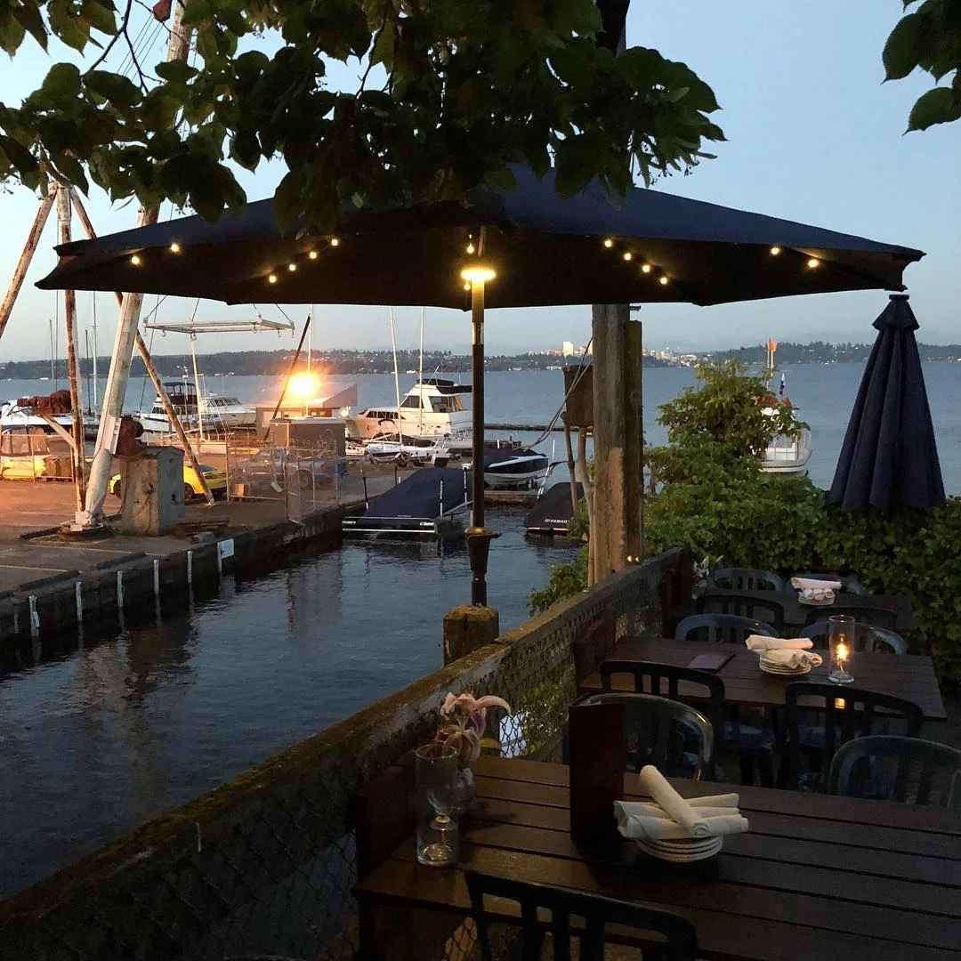 BluWater Bistro