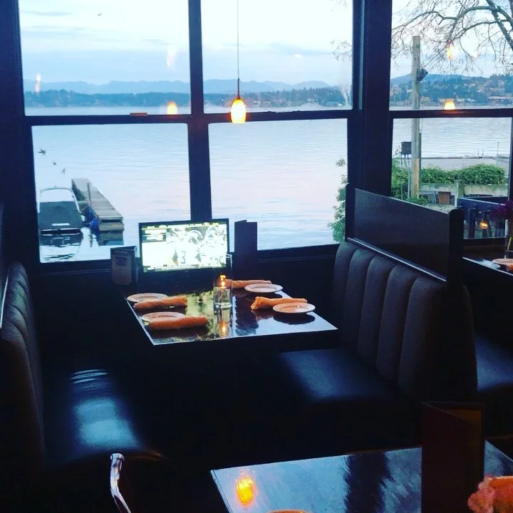 BluWater Bistro