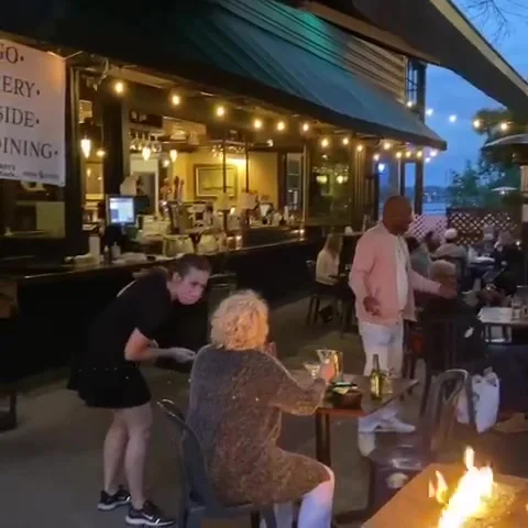 BluWater Bistro