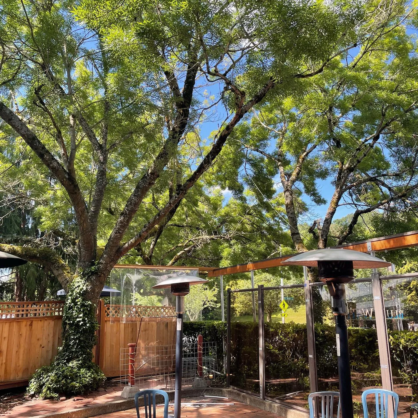 BluWater Bistro