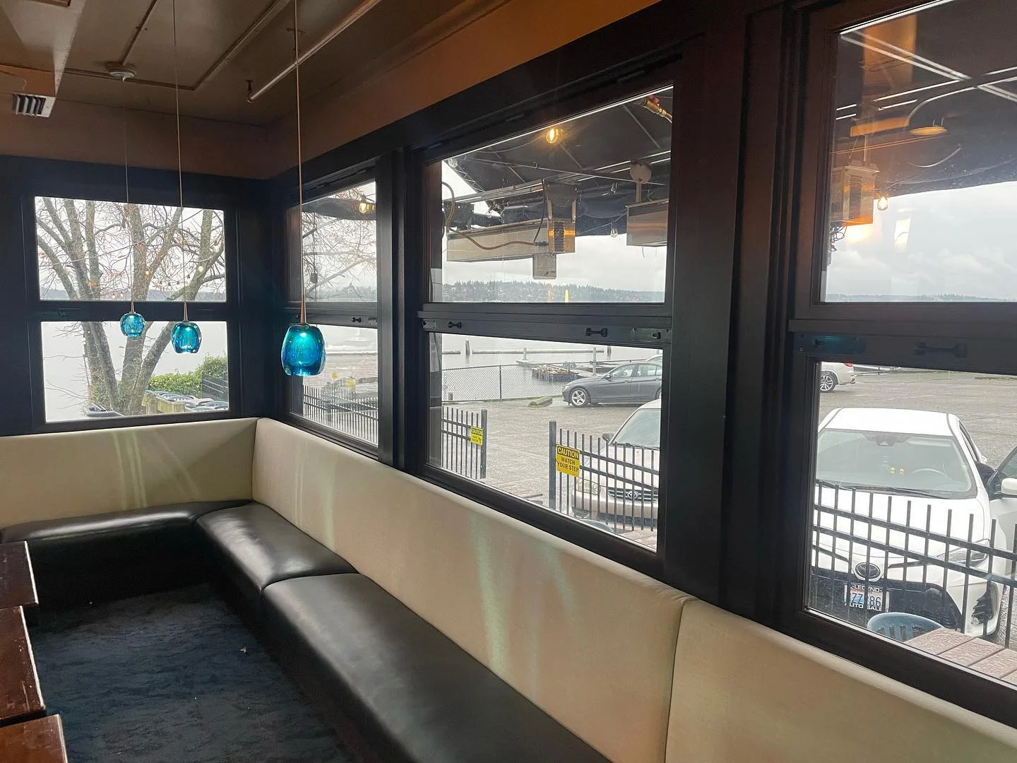 BluWater Bistro
